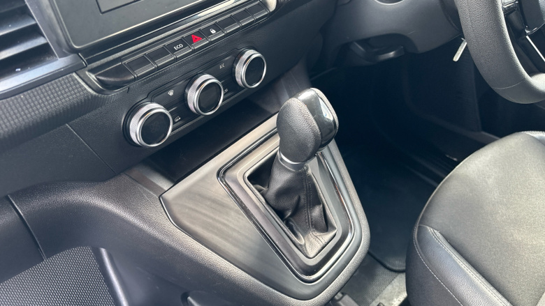 Renault Kangoo L2 E-Tech LL21 90kW 44kWh Start Van Auto